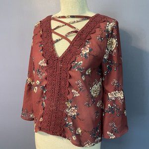 Jolt Reversible Floral Bell Sleeve Blouse with Crochet Detailing